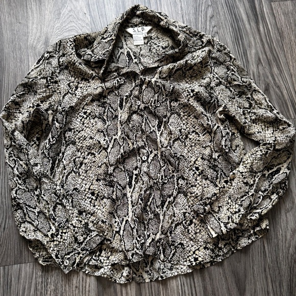 SUMMER COLLECTION VINTAGE 100% SILK Snake Skin Lightweight Shirt with Collar - Picture 1 of 5